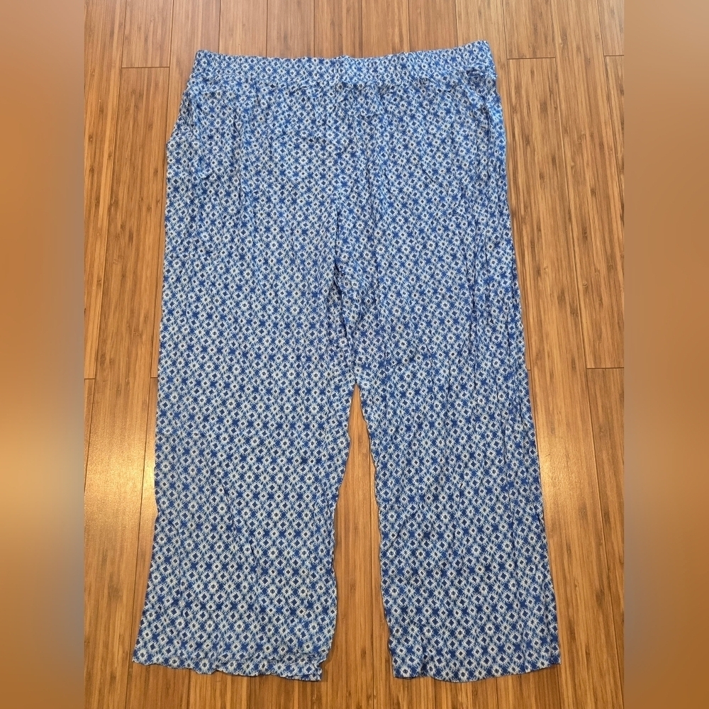 💚 NWT Antthony Blue Patterned High Waisted Pants
